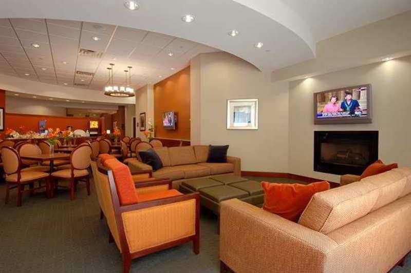 Hampton Inn & Suites Milwaukee Downtown Ngoại thất bức ảnh