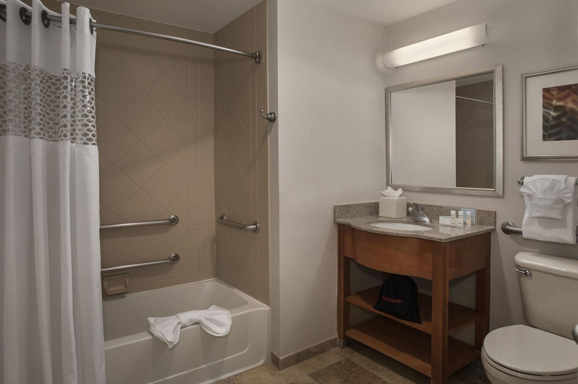 Hampton Inn & Suites Milwaukee Downtown Ngoại thất bức ảnh