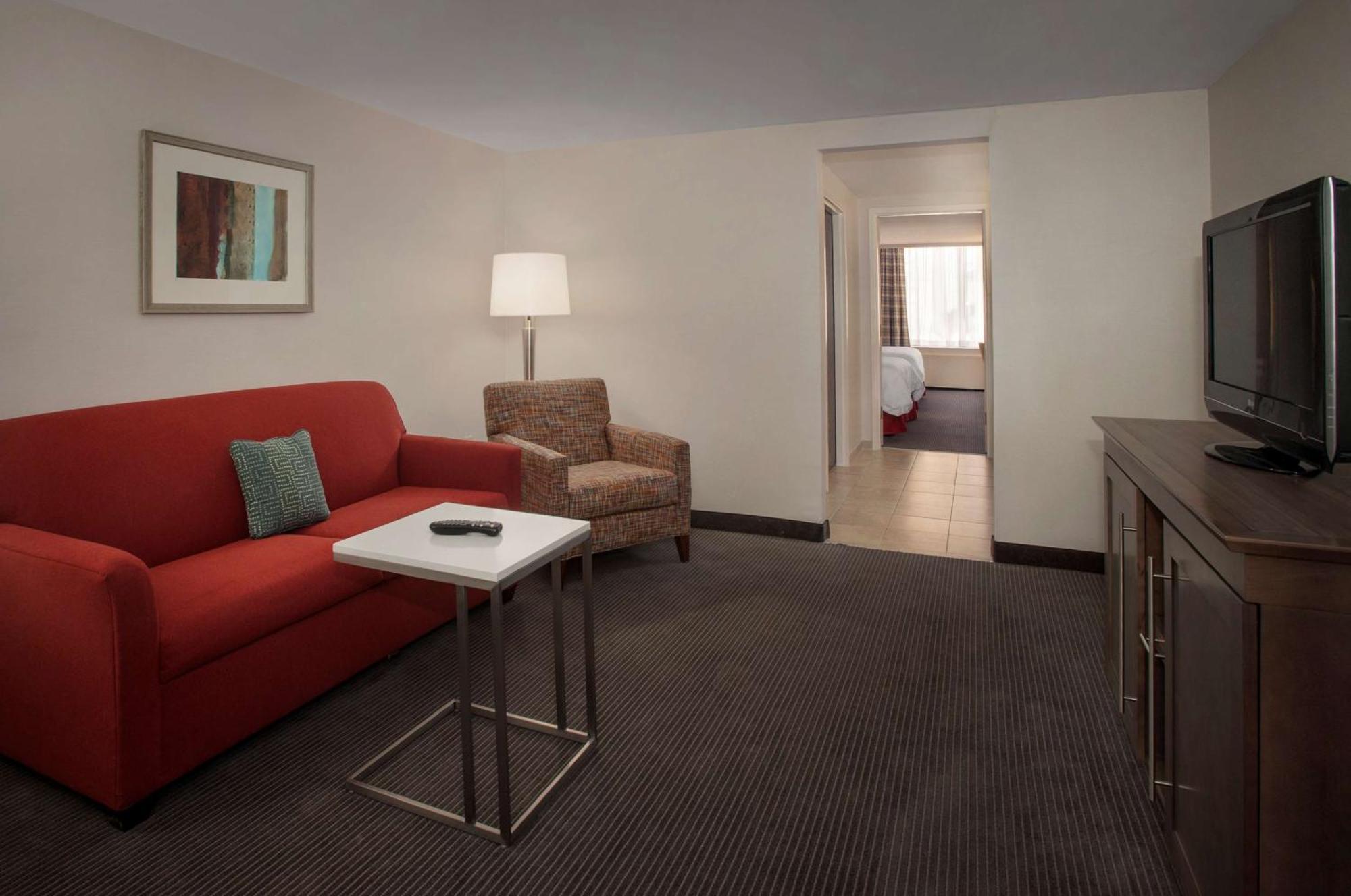 Hampton Inn & Suites Milwaukee Downtown Ngoại thất bức ảnh